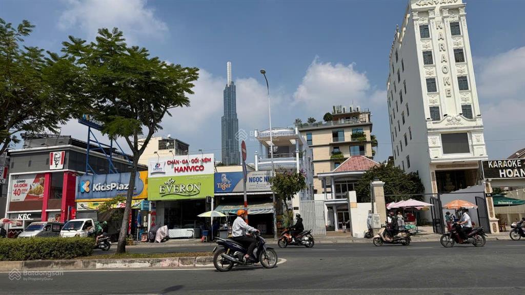 Bán nhà mt trần não, 14x50, nở hậu 19x30, 758m2, 380 tỷ