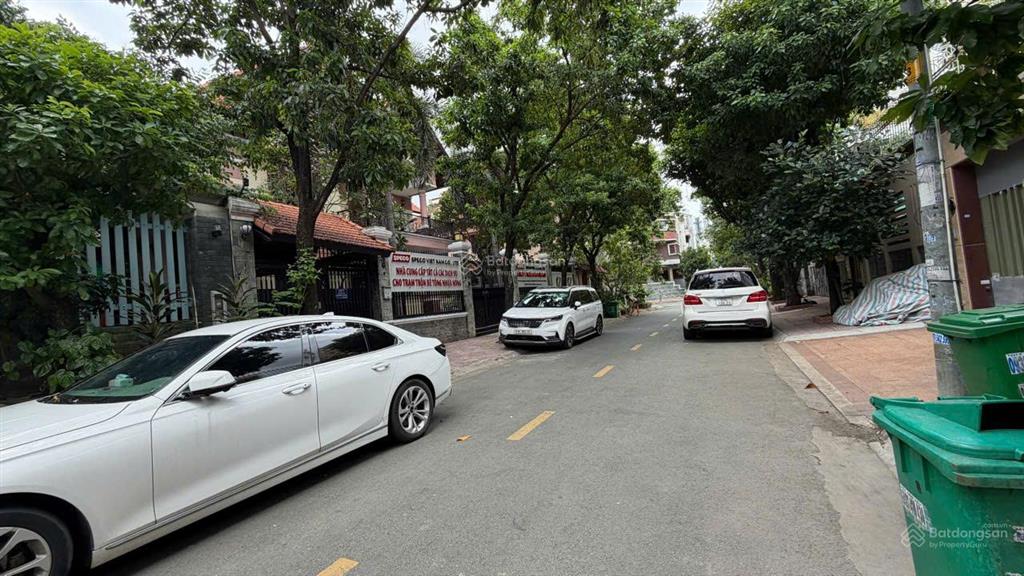 Bán nhà nguyễn hoàng, 10x20, 1 hầm, 3 tầng, 5pn, nhà đẹp, 55 tỷ