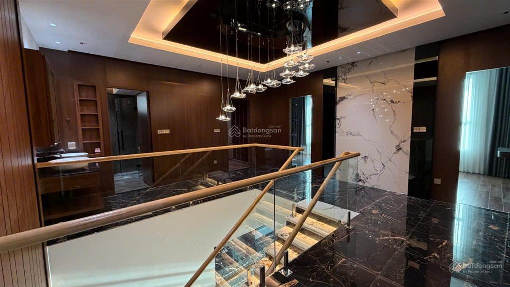Bán penthouse sadora sala, thủ thiêm, quận 2. 225m2, 3pn, nhà rất đẹp, 48,2 tỷ