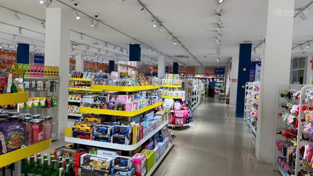 Bán nhà 2mt 1 trường chinh, 18x36, 678m2, 2 lầu, ngay góc lý thường kiệt, 170 tỷ