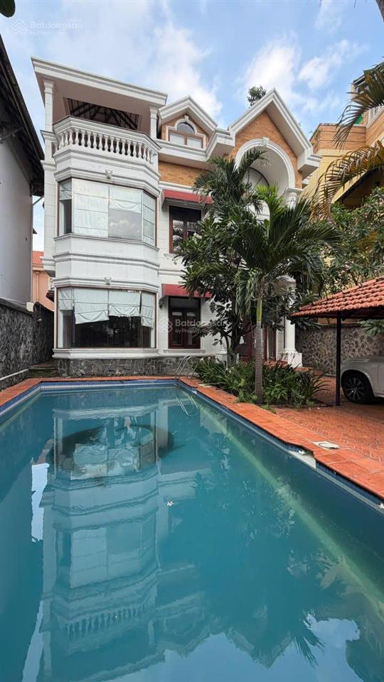 Cho thuê nhà nguyễn văn hưởng, 12x25, 300m2, 2 lầu, 5pn, có hồ bơi, 105 triệu