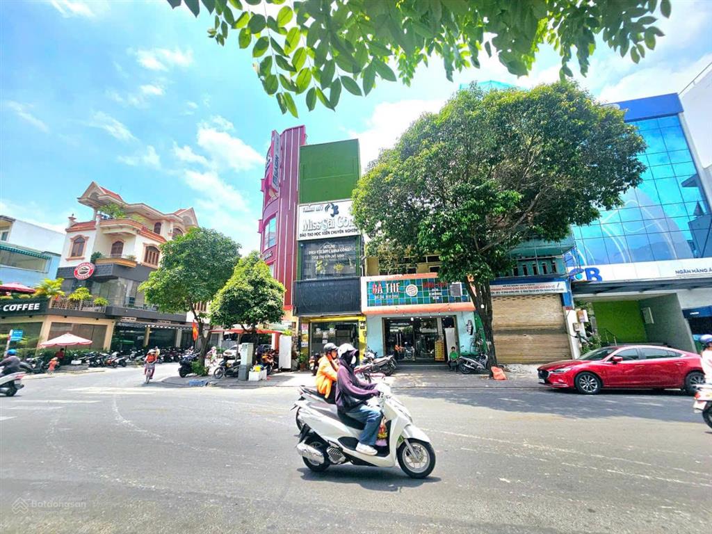 Bán nhà mt 364 tân sơn nhì, 6x30, 185m2, cấp 4, 38 tỷ