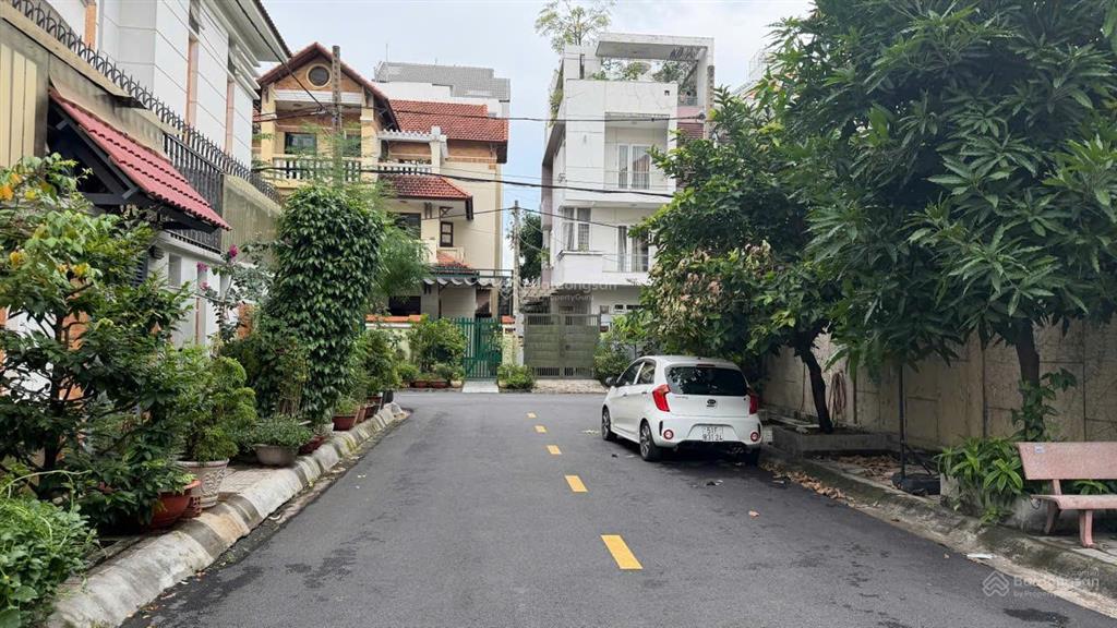 Bán villa gần bến tàu thuỷ bình an, 20x18, 356m², 1 hầm, 4 tầng, 90 tỷ