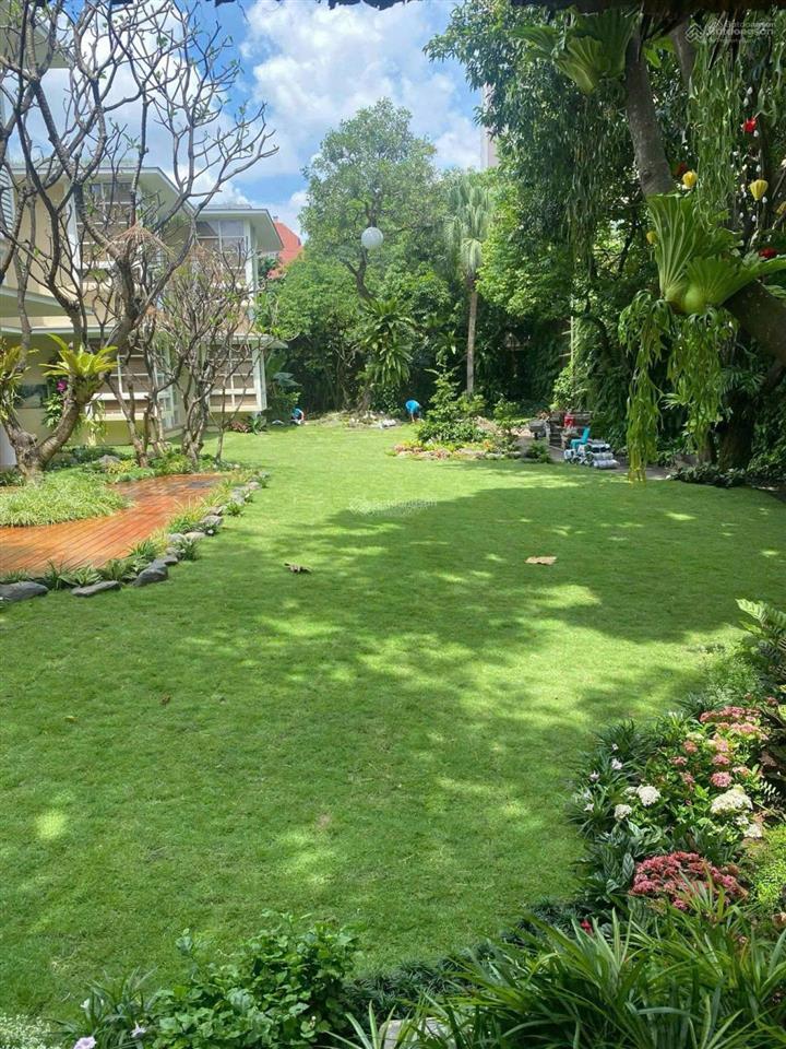 Bán dinh thự mt 24 đường số 46, thảo điền, 3197m2, 2 tầng, 850 tỷ