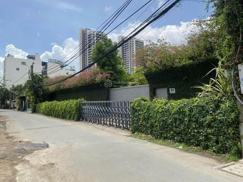 Bán dinh thự mt 24 đường số 46, thảo điền, 3197m2, 2 tầng, 850 tỷ
