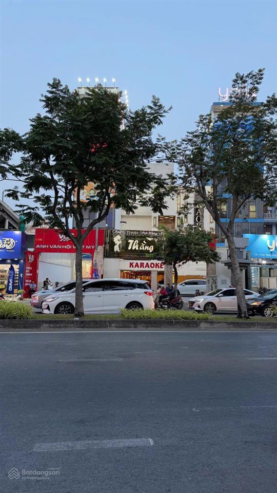 Bán nhà mt trần não, 13x61, 816m2, 6 tầng, hđt 700tr/tháng, 450 tỷ