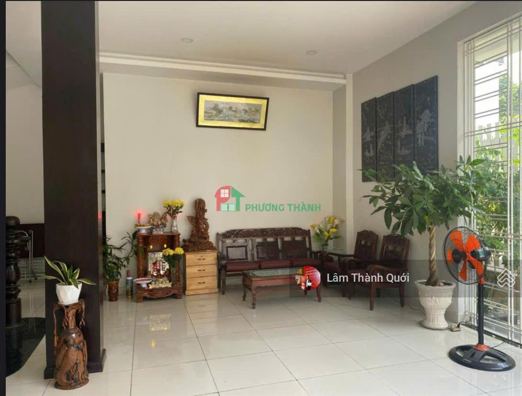 Bán nhà 2mt bát nàn, 10x20m, 4 tầng, 9pn, 9wc, nhà rất đẹp, 45 tỷ