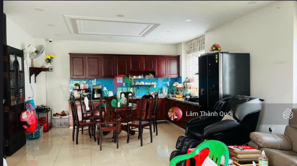 Bán nhà 2mt bát nàn, 10x20m, 4 tầng, 9pn, 9wc, nhà rất đẹp, 45 tỷ