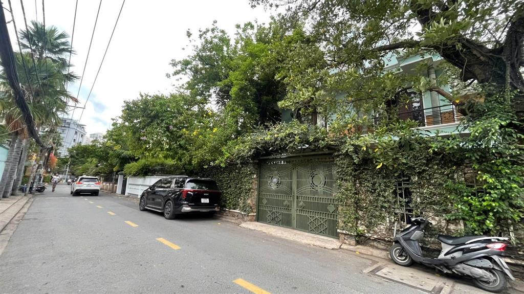 Bán nhà mt đường số 47, phường thảo điền, 15x33 502m², 1 hầm, 3 tầng, 105 tỷ