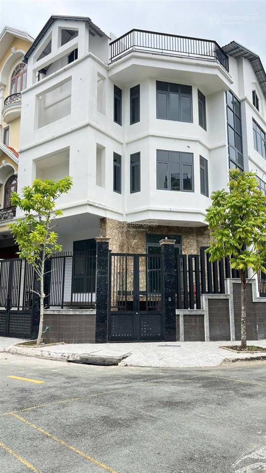 Bán nhà 2mt gần trần não, 12x16, 162m2, 1 hầm, 4 tầng, 63 tỷ