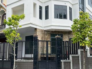 Bán nhà 2mt gần trần não, 12x16, 162m2, 1 hầm, 4 tầng, 63 tỷ