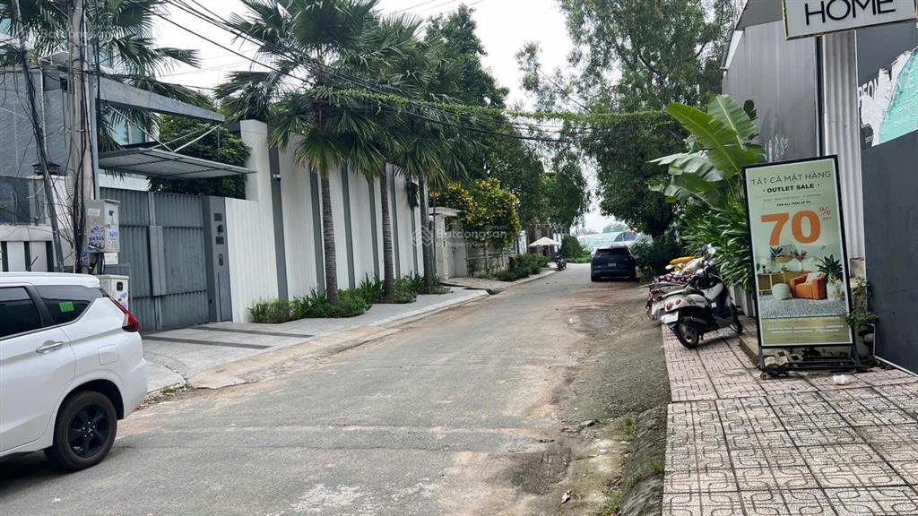 Bán villa 189c1/1 nguyễn văn hưởng, 20x38, 749m2, 2 lầu, cách sông 100m, 240 tỷ
