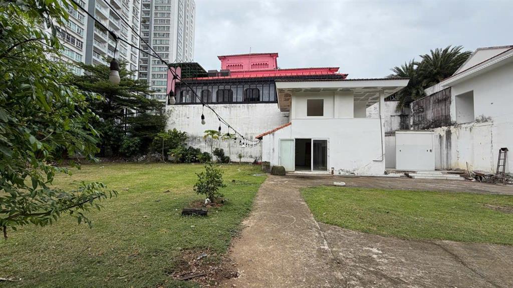 Bán đất mt số 2 đường 57, 27x67, 1760m2 có 1240m2 thổ cư, 235 tỷ