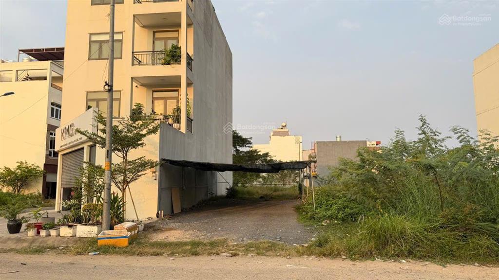 Bán đất mt nguyễn văn kỉnh, 7x19, gần đảo kim cương, 35 tỷ