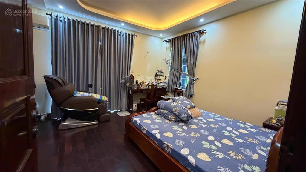 Bán nhà 2mt dương văn an, 12x20, 227m2, 1 hầm, 3 tầng, 4pn, 80 tỷ