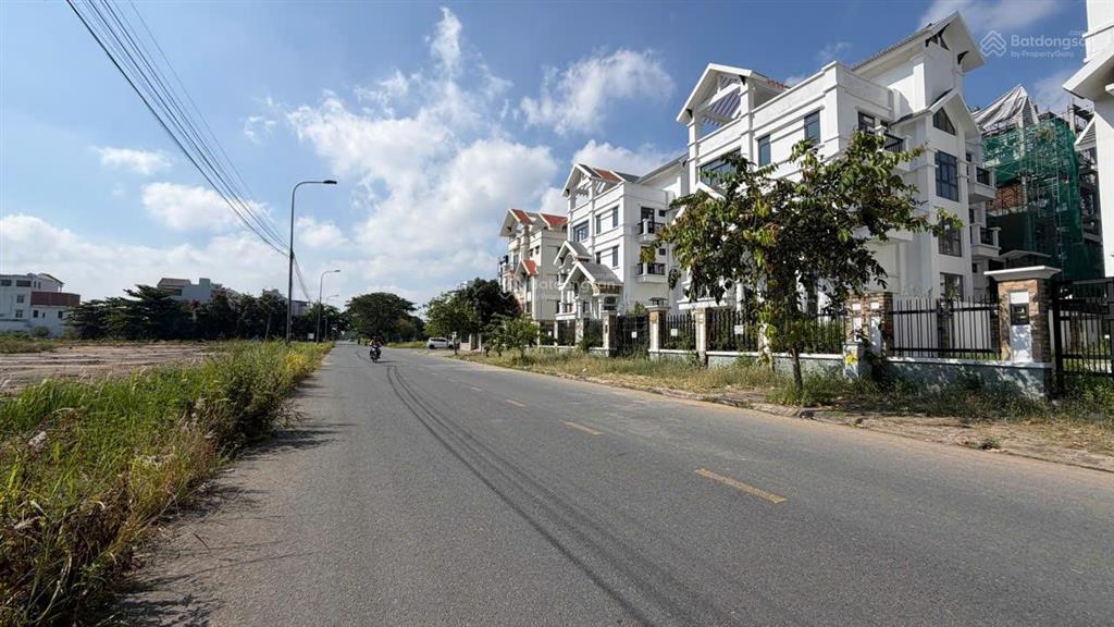 Bán nhà mt nguyễn văn kỉnh, 17x22, 374m2, 1 hầm, 5 tầng, 5pn, 6wc, 92 tỷ