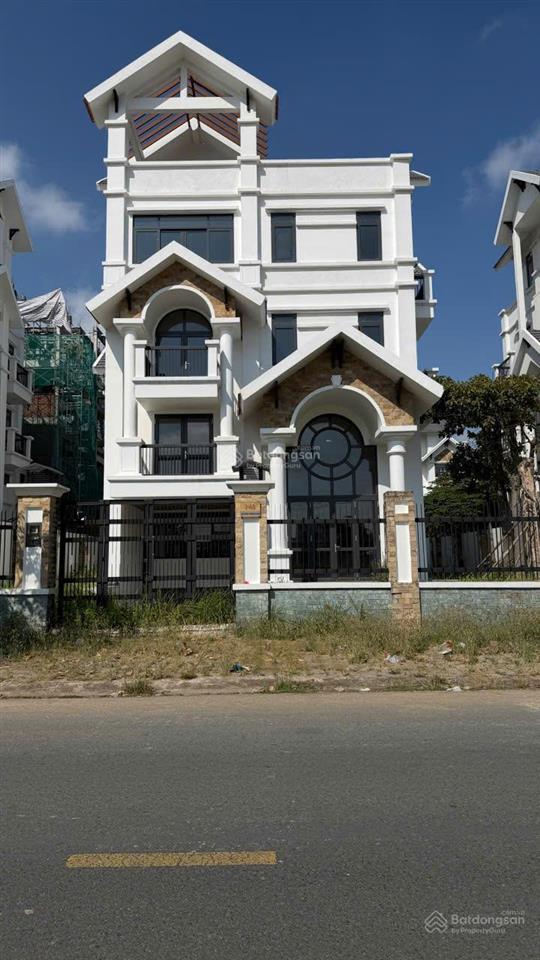 Bán nhà mt nguyễn văn kỉnh, 17x22, 374m2, 1 hầm, 5 tầng, 5pn, 6wc, 92 tỷ