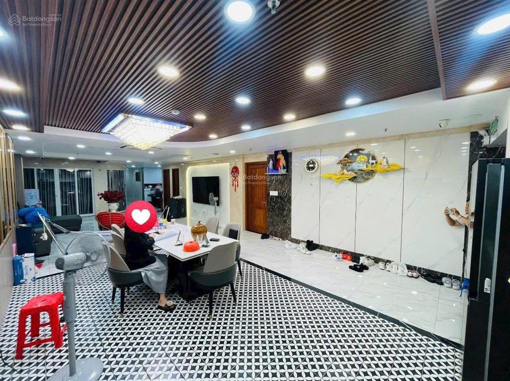 Bán nhà mt thoại ngọc hầu, 10x60, 600m2, 1 hầm, 7 tầng, 90chdv, hđt 500tr/t, 125 tỷ