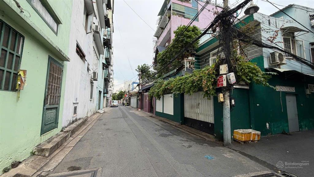 Bán nhà đường trần não, 9x13, 115m2, 4 tầng, 12pn, hđt 75 tr/tháng, 33 tỷ