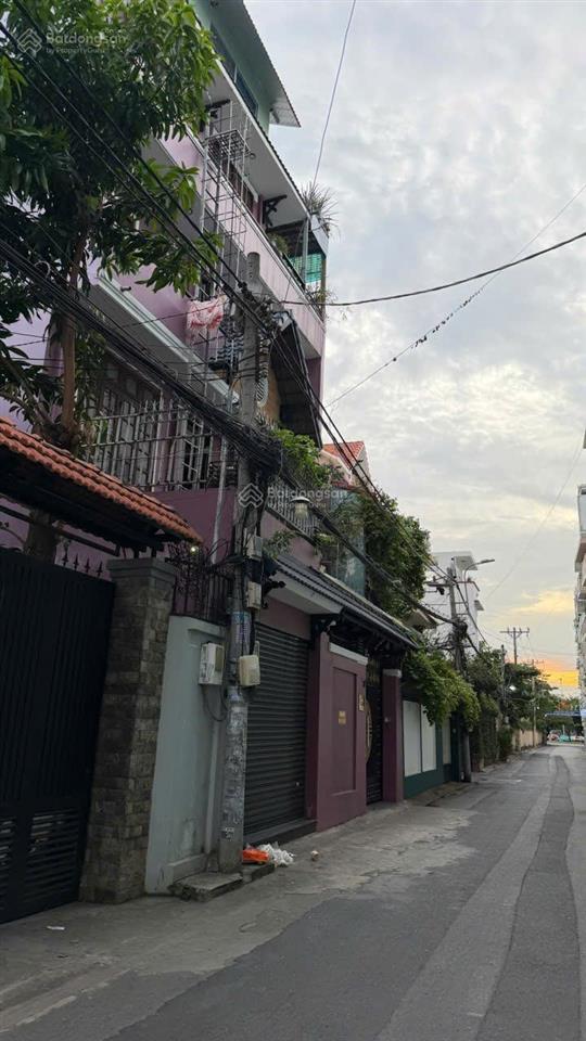 Bán nhà đường trần não, 9x13, 115m2, 4 tầng, 12pn, hđt 75 tr/tháng, 33 tỷ