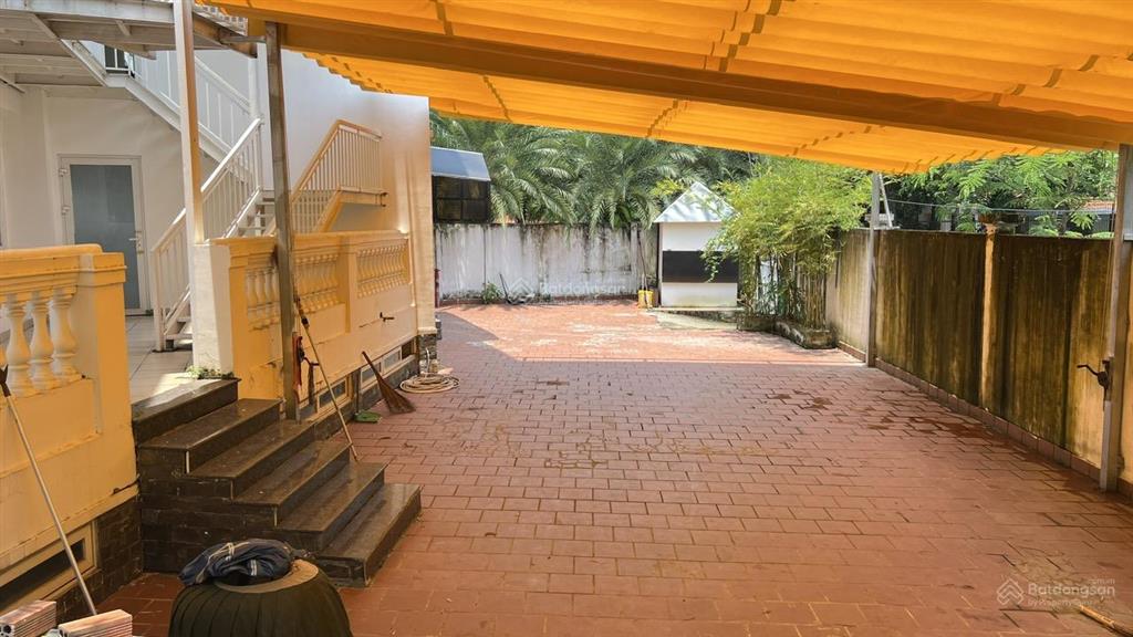 Bán villa compound villa thảo điền, gần đường thái ly, 30x30, 922m2, 1 hầm, 5 tầng, 220 tỷ