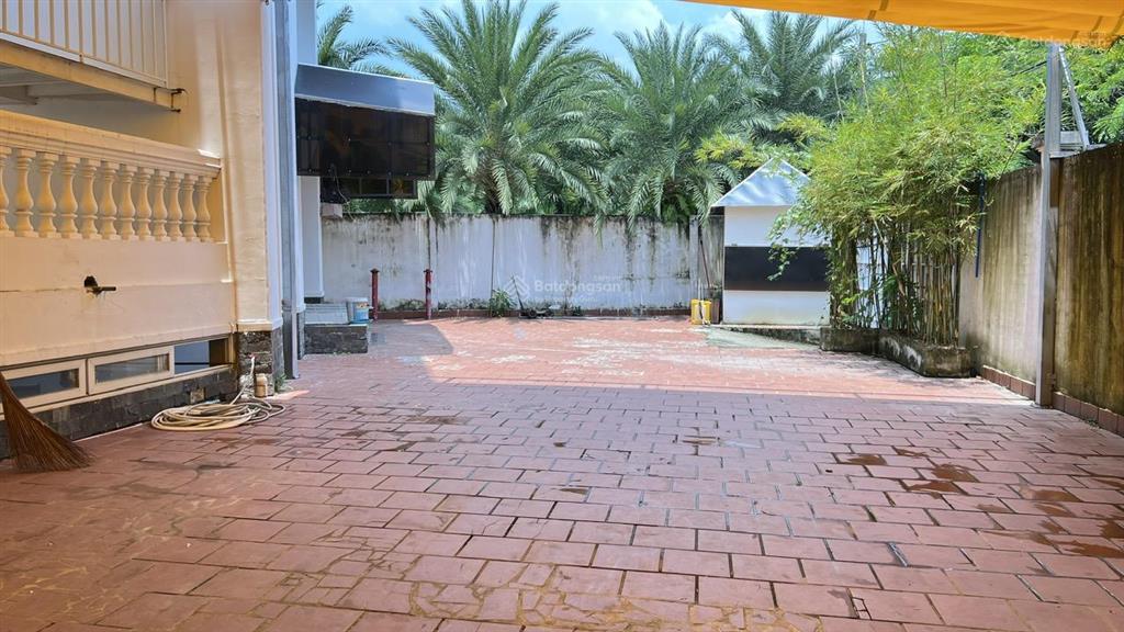 Bán villa compound villa thảo điền, gần đường thái ly, 30x30, 922m2, 1 hầm, 5 tầng, 220 tỷ