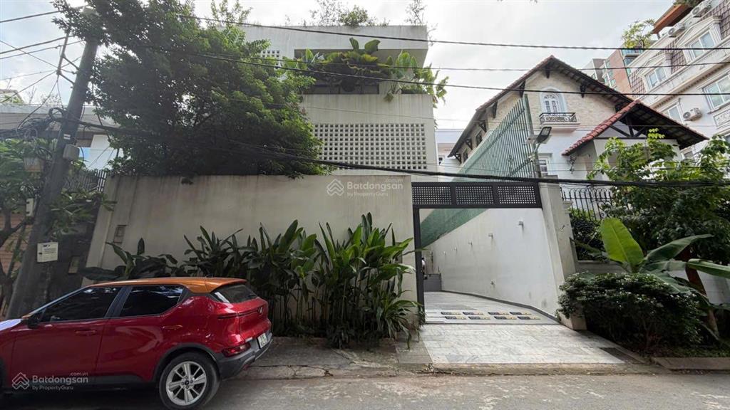 Cho thuê villa nguyễn văn hưởng, 12x25, 2 lầu, st, 5pn, 5wc, nhà đẹp, 130 triệu/tháng