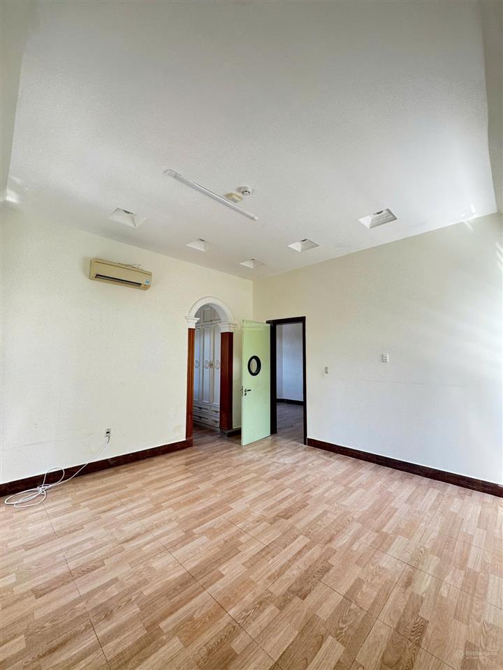 Cho thuê nhà 2mt lê thước, phường thảo điền, quận 2, 12x26, 4 tầng, 180tr/tháng