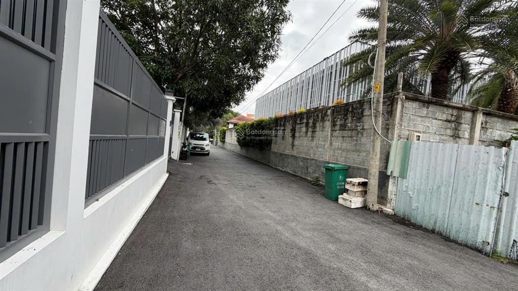 Bán đất đường quốc hương, 27x67, 1750m2 có 1240m2 thổ cư, 235 tỷ