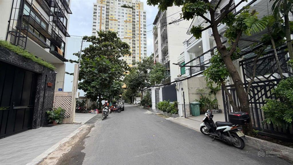 Bán nhà nguyễn văn hưởng, 8,5x18, 4 tầng, 4pn, nhà đẹp, 45 tỷ