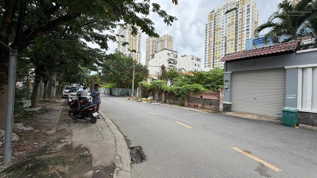 Bán nhà nguyễn văn hưởng, 13x27, 308m2, 1 lầu, được xây cao tầng, 62 tỷ