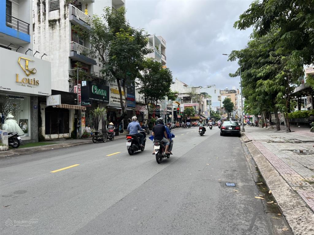 Bán nhà mt vườn lài, 4x17, 66m2, 1 lầu, gần luỹ bán bích, 13,5 tỷ