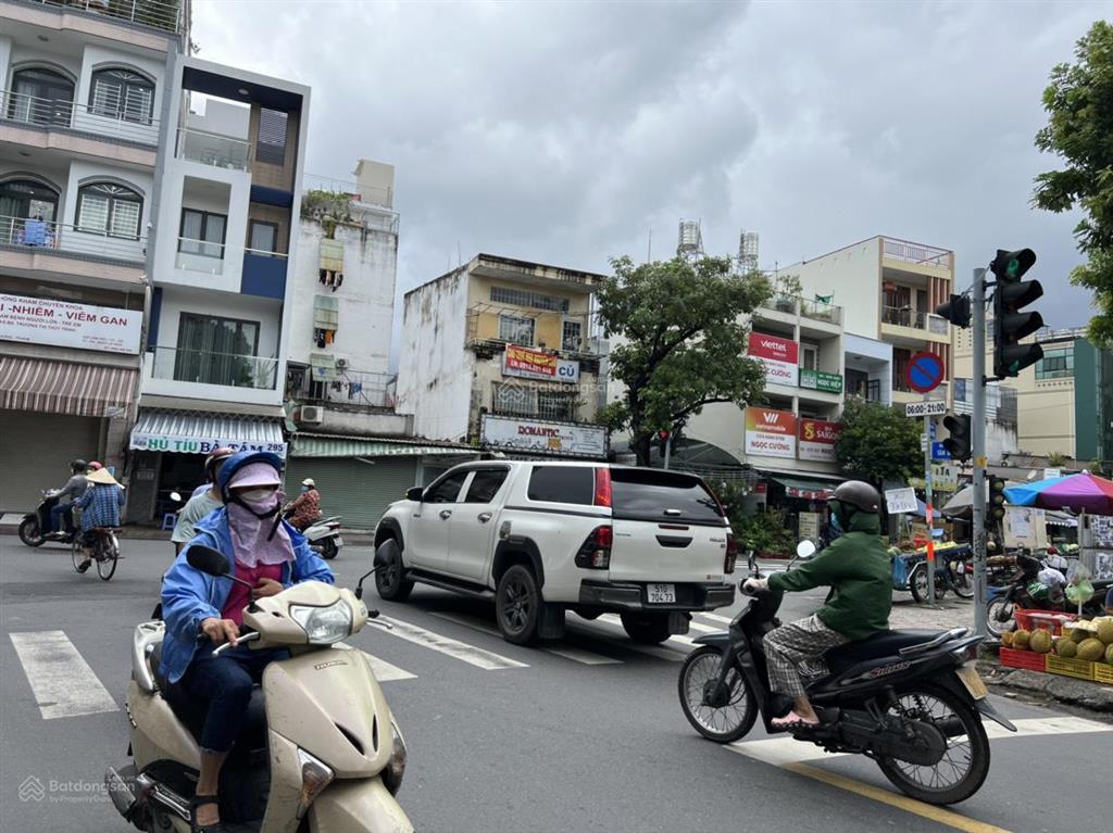 Bán nhà mt vườn lài, 4x17, 66m2, 1 lầu, gần luỹ bán bích, 13,5 tỷ