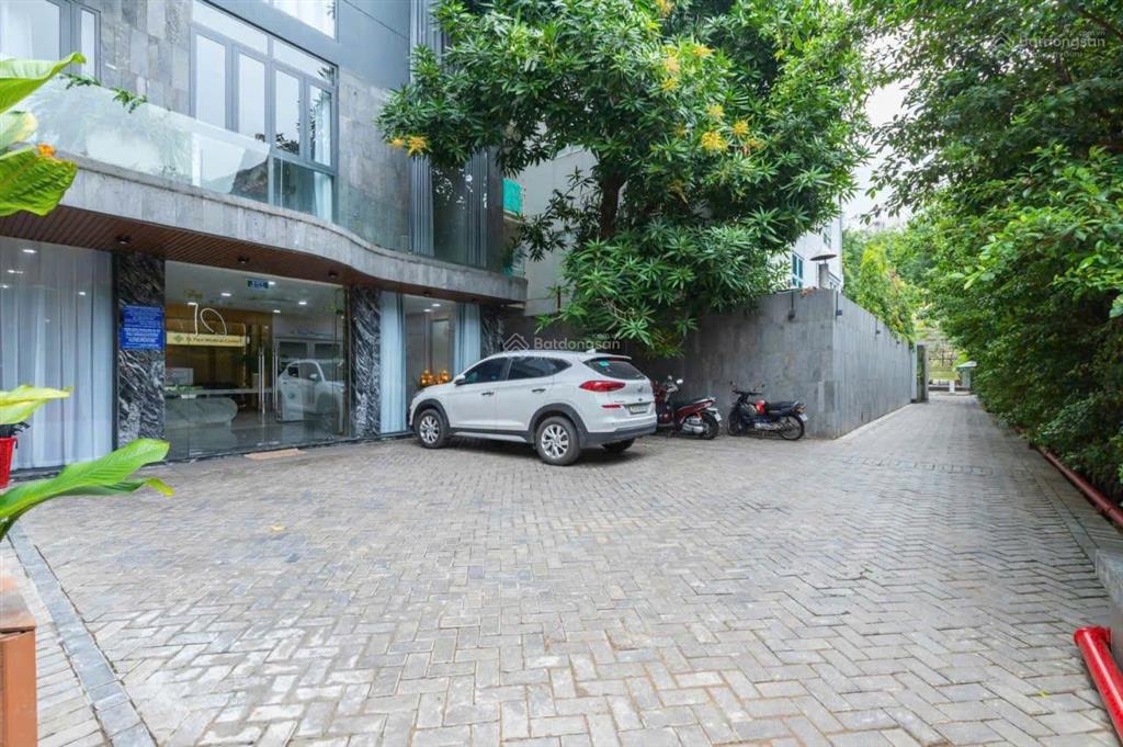 Bán nhà mt 215 nguyễn văn thủ, 35x45, 812m2, 8 tầng, 3325m2 sàn, 490 tỷ