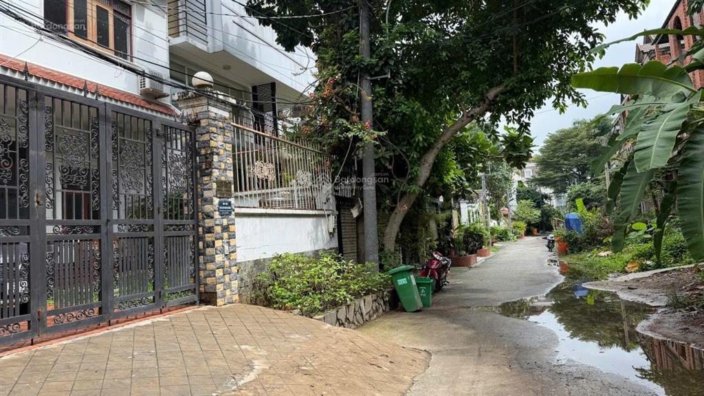 Bán nhà nguyễn văn hưởng, 10x23, 233m2, 2 lầu, 5pn, gần trường bis, 60 tỷ