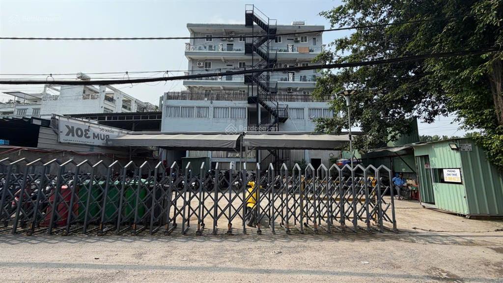 Bán chdv nguyễn xí, 20x50m, 839m2, 6 tầng, 82 phòng, hđt 400tr/tháng, 65 tỷ