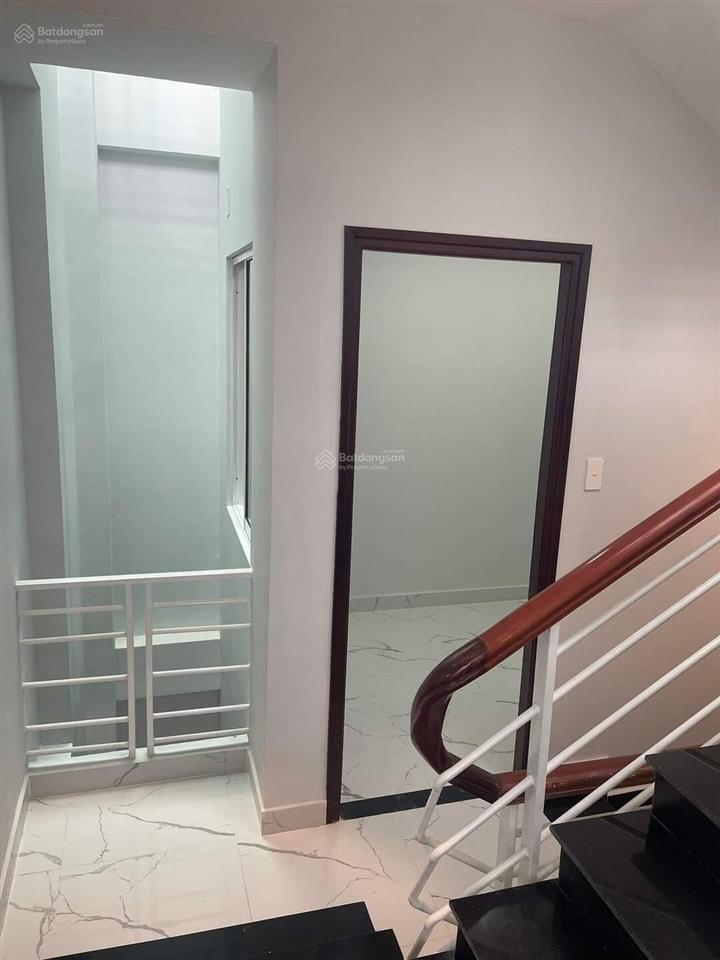 Bán nhà hẻm 93 bờ bao tân thắng, 4x14m, 55m2, 1 lầu, giá bán 6.2 tỷ