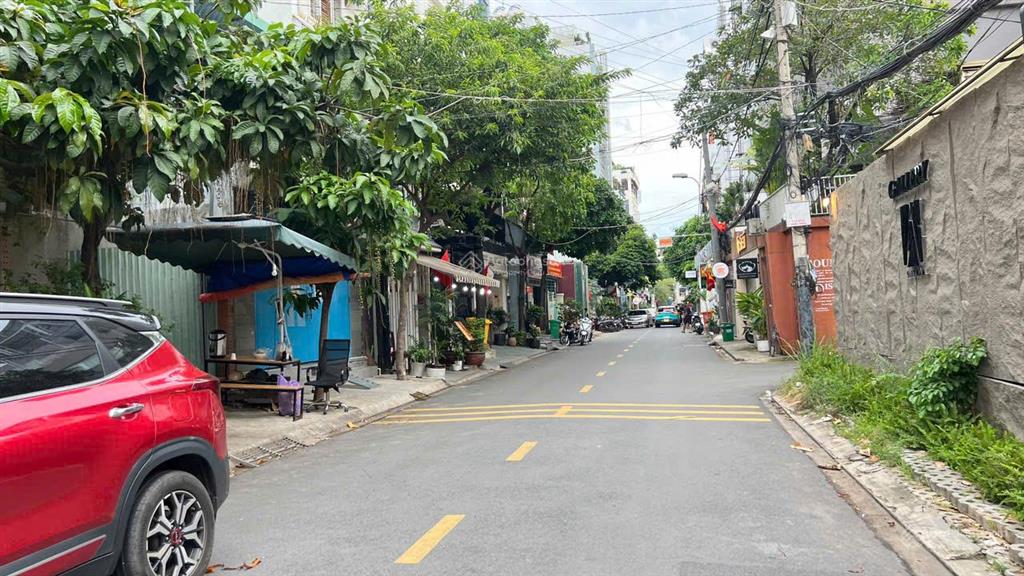 Bán nhà mt nguyễn bá huân, 4x16.5, 67m2, 4 tầng, 5pn, 24 tỷ