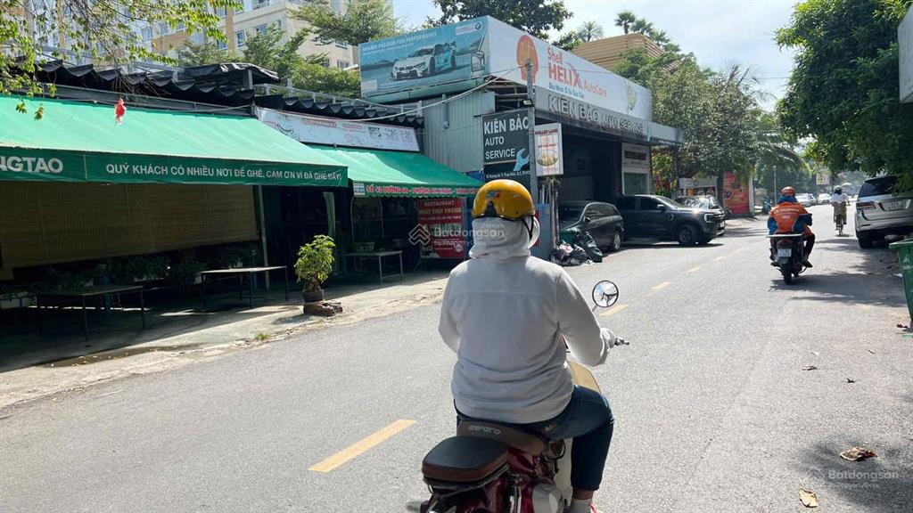 Bán nhà mt đường số 66, nguyễn văn hưởng, thảo điền, 4,2x30, 2 lầu, 25 tỷ