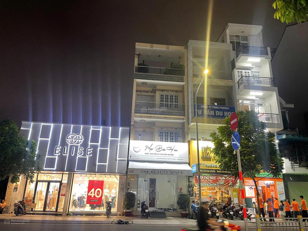 Bán nhà mt lũy bán bích, 5x32, 158m2, 5 tầng, gần ngã tư thoại ngọc hầu, 30 tỷ