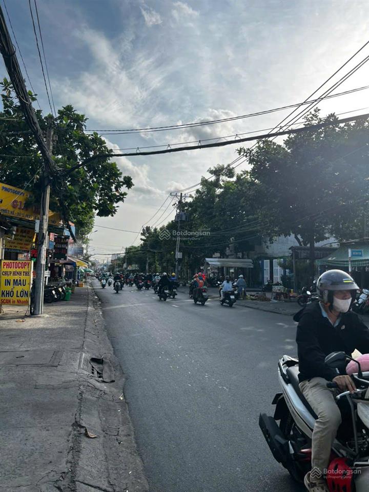 Bán nhà mt thoại ngọc hầu, 20x37, 670m2, 2 lầu, gần ngã tư âu cơ 75 tỷ