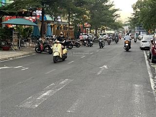 Bán nhà 1 trệt 2 lầu mặt tiền kinh doanh sầm uất gần chợ lý văn sâm, gần đồng khởi phường tam hiệp