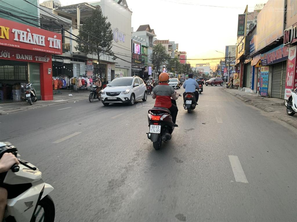 Chính chủ cần bán nhà mặt tiền phạm văn thuận gần chợ tân mai dt 6x30 giá tốt 14,8 tỷ