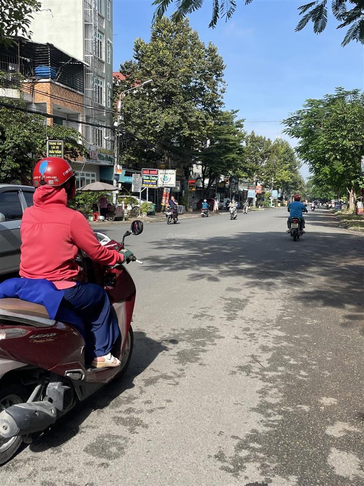 Chính chủ cần bán lô đất mặt tiền đường kinh doanh khu đinh thuận dt 4,2x19,5m, giá chỉ 4 tỷ