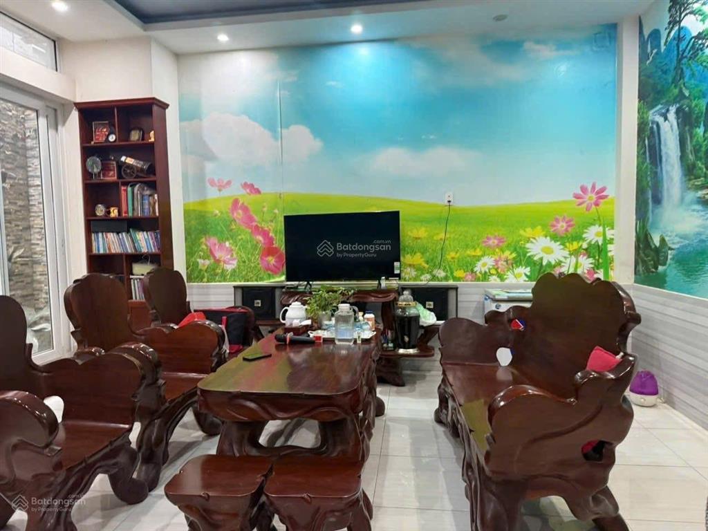 Cần bán căn biệt thự 1 trệt 2 lầu gần võ thị sáu khu d2d diện tích 8x20