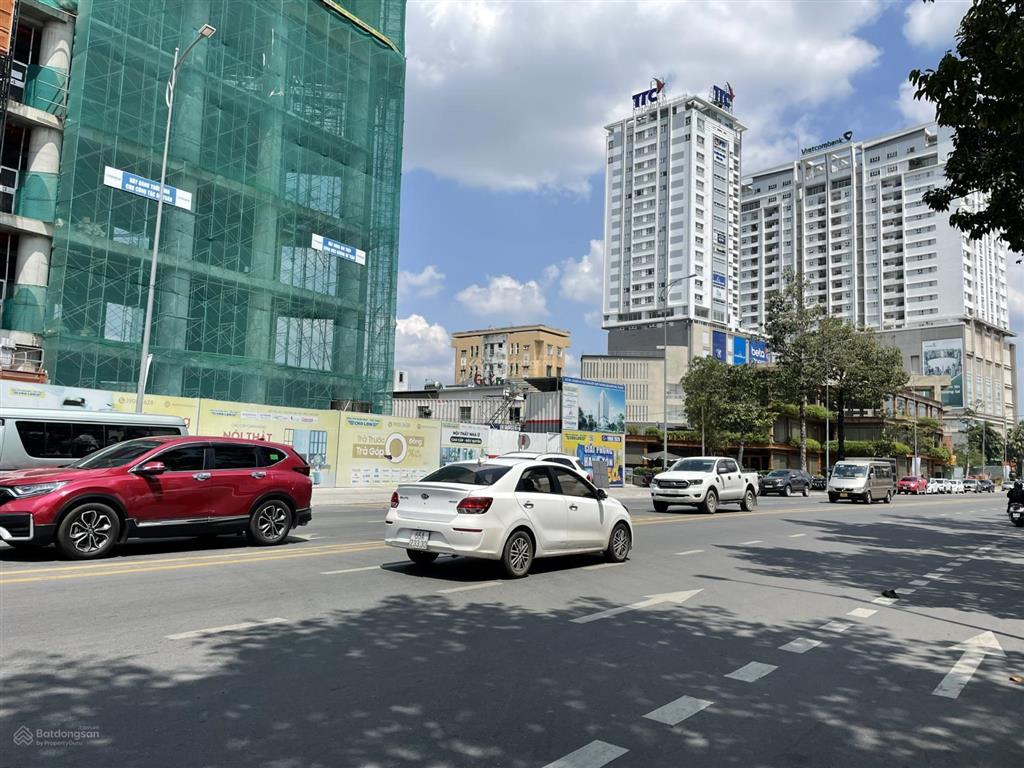 Chính chủ cần bán nhà 1 trệt 3 lầu mặt tiền kinh doanh sầm uất võ thị sáu giá chỉ 15 tỷ 500tr