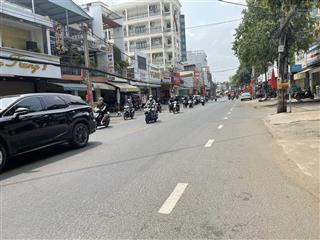 Cho thuê nhà 1 trệt 2 lầu góc 2 mặt tiền đường phạm văn thuận ngay chợ tam hiệp giá 22tr/tháng