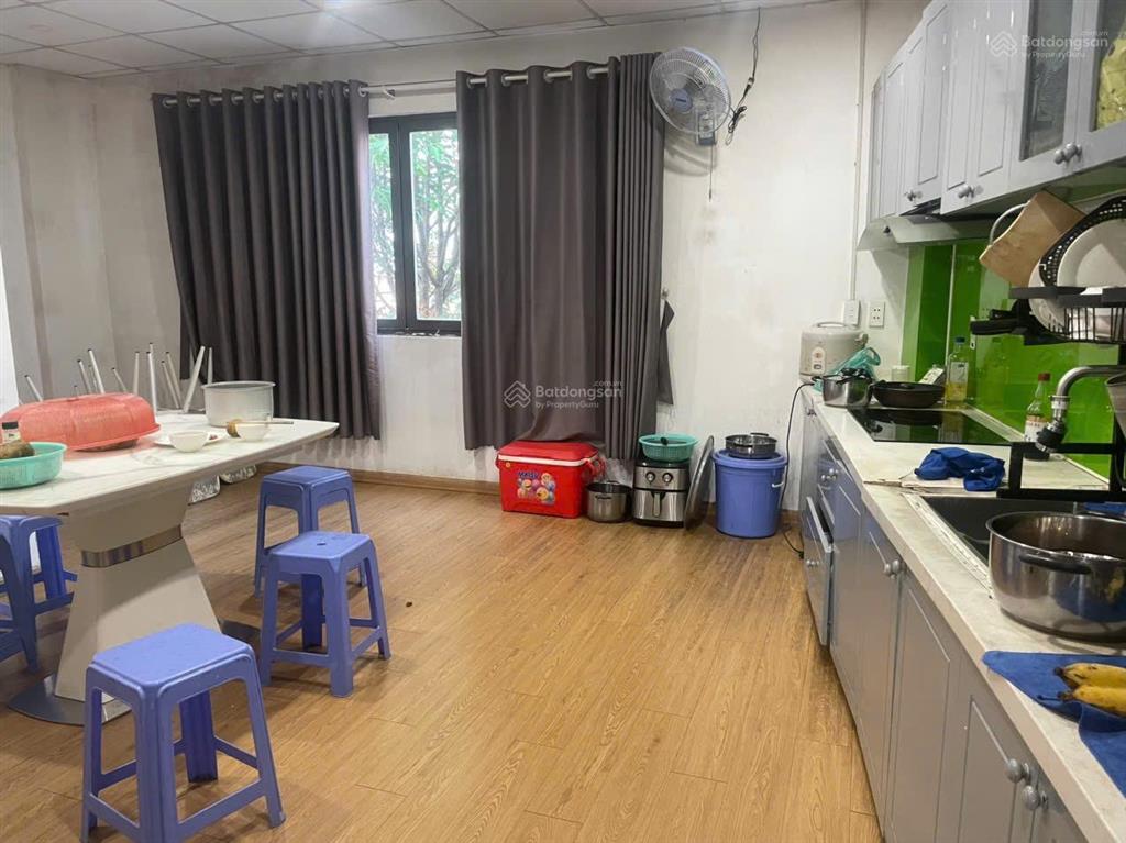 Cho thuê nhà 1 trệt 2 lầu góc 2 mặt tiền đường phạm văn thuận ngay chợ tam hiệp giá 22tr/tháng