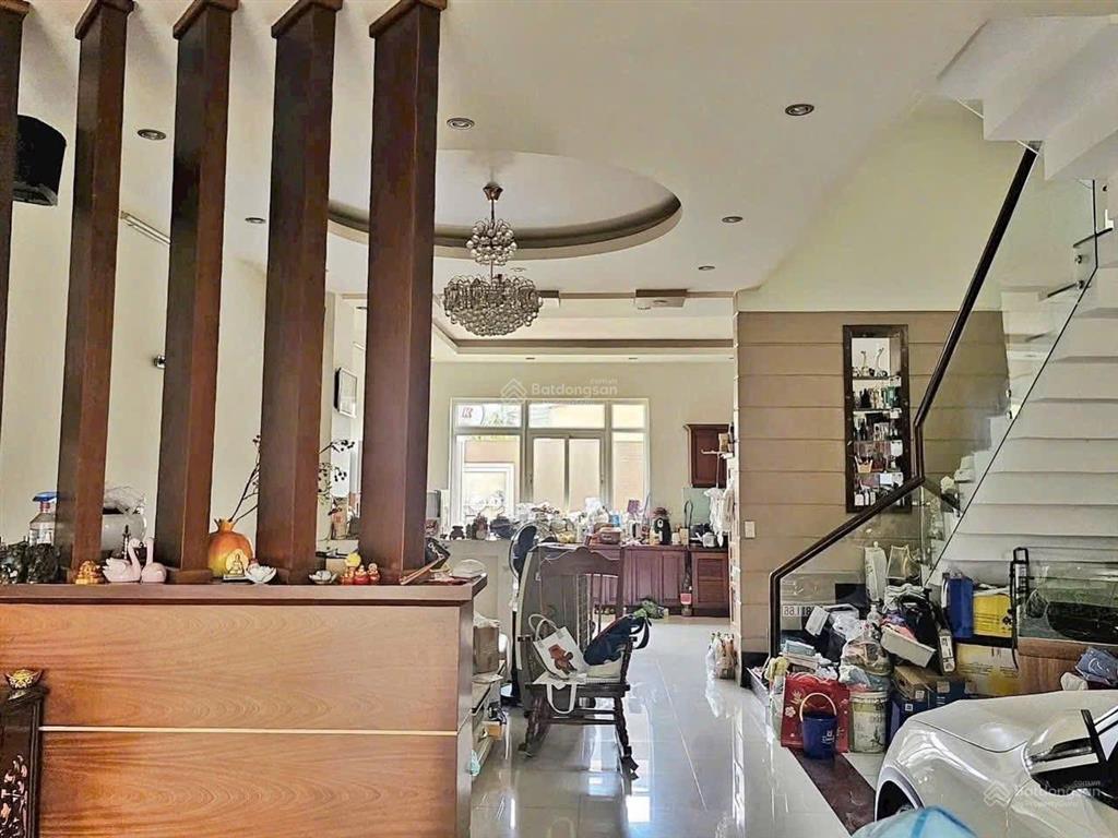 Bán nhà 1 trệt 2 lầu và sân thượng mặt tiền nguyễn thành phương gần d2d võ thị sáu giá chỉ 8,2 tỷ