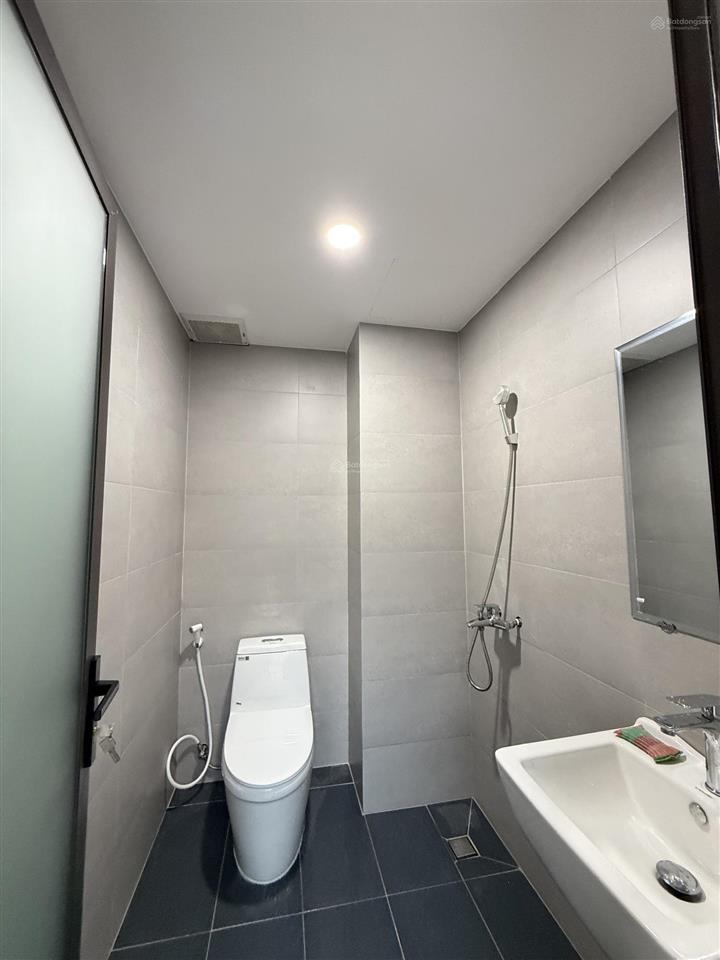 Căn nhà 3 lầu siêu đẹp ngay trung tâm phưởng linh chiểu tp thủ đức giá 13 tỷ